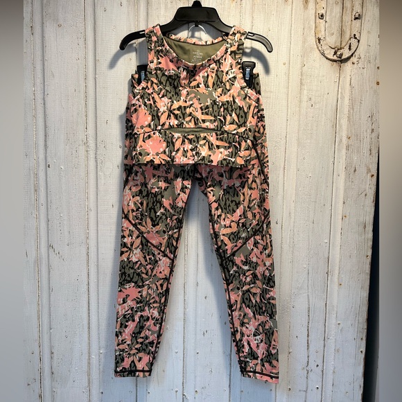 NWOT Sweaty Betty Limited Edition Power Sports Bra and 7/8 Leggings Workout Set - Picture 9 of 13